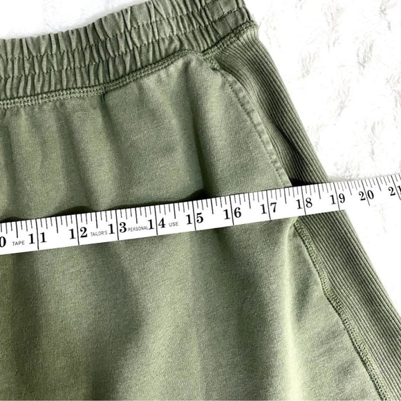 Aerie Offline Olive Green Jersey Knit Raw Hems Crop Hoodie Mini Skirt Set M - Picture 12 of 13